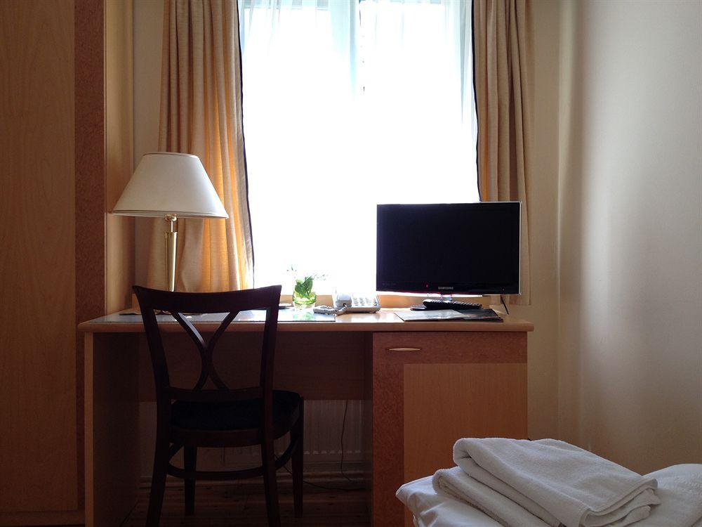 Hotel Maltezsky Kriz การ์โลวีวารี ภายนอก รูปภาพ