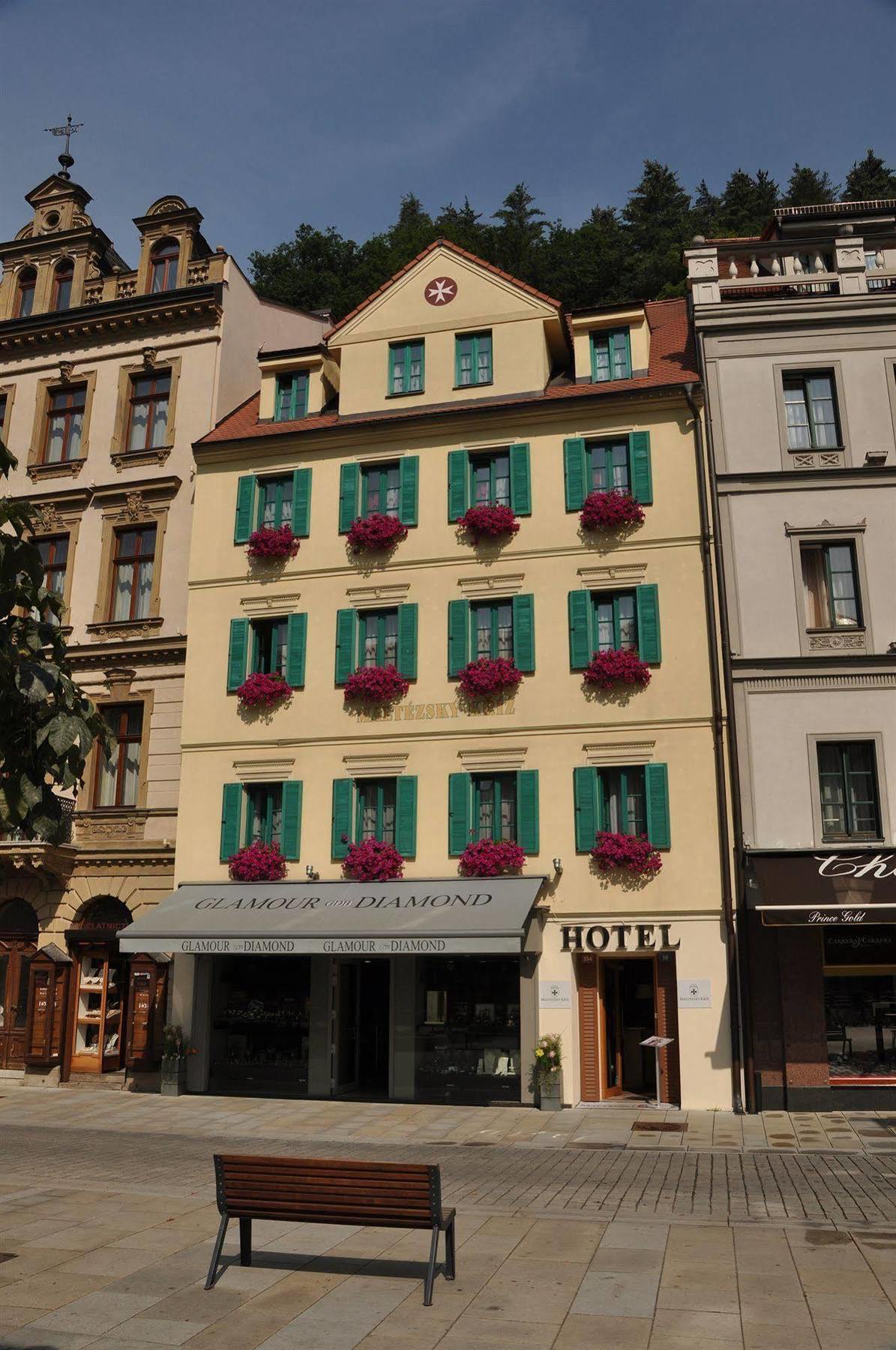 Hotel Maltezsky Kriz การ์โลวีวารี ภายนอก รูปภาพ