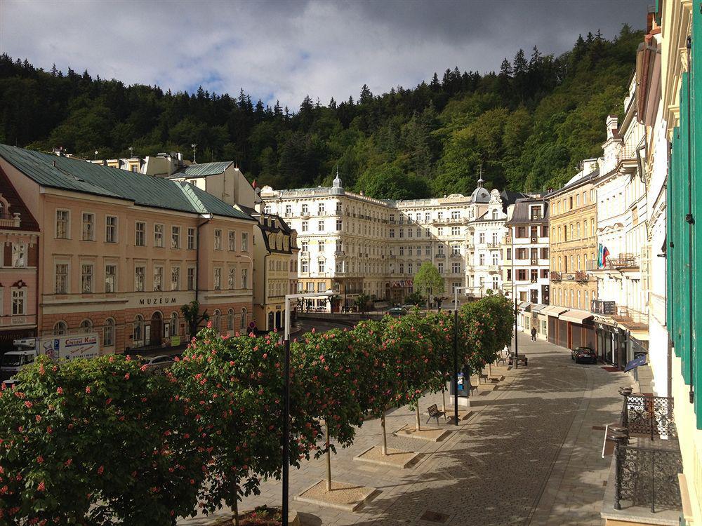 Hotel Maltezsky Kriz การ์โลวีวารี ภายนอก รูปภาพ