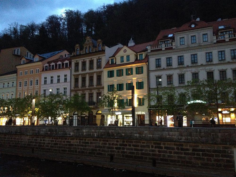 Hotel Maltezsky Kriz การ์โลวีวารี ภายนอก รูปภาพ